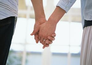 広島で婚約指輪をお探しの方へ。高品質で信頼性のあるブランドをお選びください