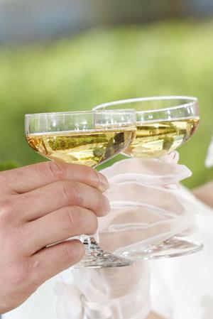 上賀茂神社での挙式を手がけるサロン